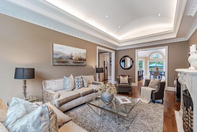 113 Princess Margaret Blvd, House detached with 4 bedrooms, 4 bathrooms and 6 parking in Toronto ON | Image 39