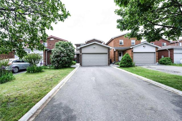 42 Alabaster Dr, House detached with 3 bedrooms, 3 bathrooms and 4 parking in Brampton ON | Image 1