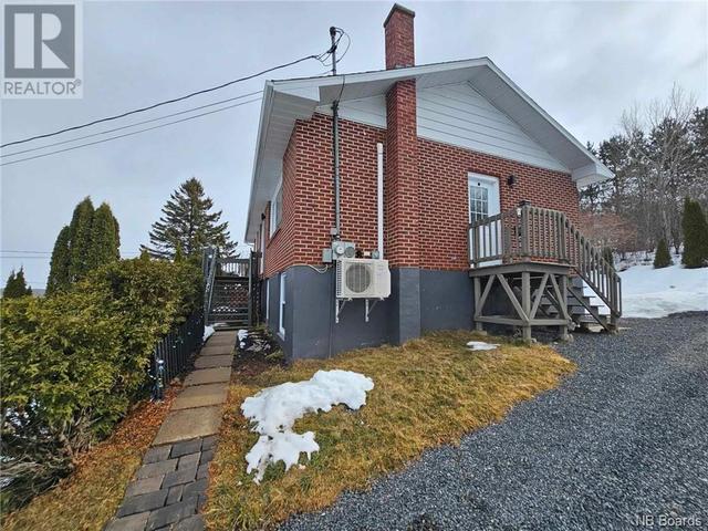 1585 Keith, House detached with 4 bedrooms, 2 bathrooms and null parking in Bathurst NB | Image 3