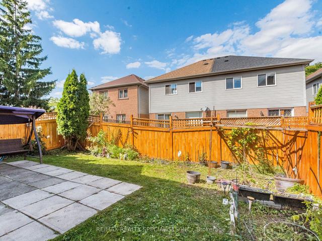 142 Clover Bloom Rd, House attached with 3 bedrooms, 3 bathrooms and 2 parking in Brampton ON | Image 27