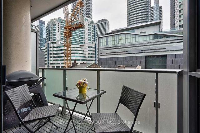 421 - 8 Mercer St, Condo with 1 bedrooms, 1 bathrooms and 0 parking in Toronto ON | Image 8