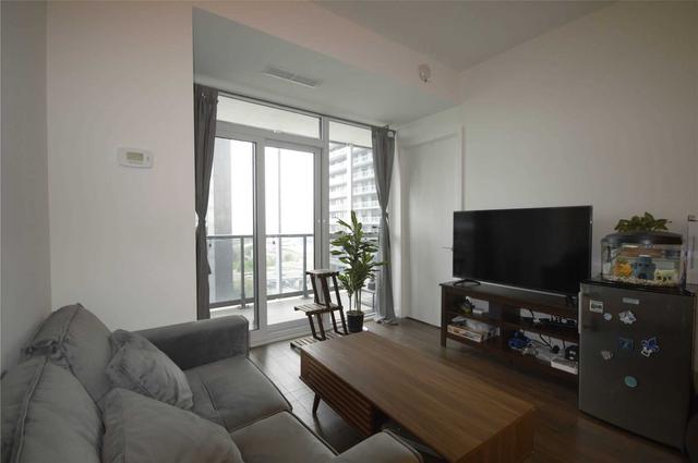 1501 - 50 Ordnance St, Condo with 2 bedrooms, 2 bathrooms and 1 parking in Toronto ON | Image 4