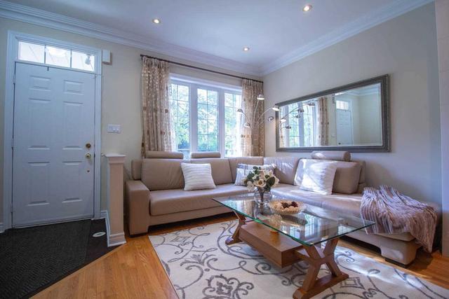 94b Ellerslie Ave, Townhouse with 3 bedrooms, 4 bathrooms and 1 parking in Toronto ON | Image 12