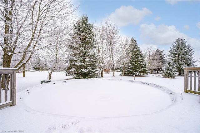7539 Sideroad 7 Road E, House detached with 5 bedrooms, 2 bathrooms and null parking in Wellington North ON | Image 47