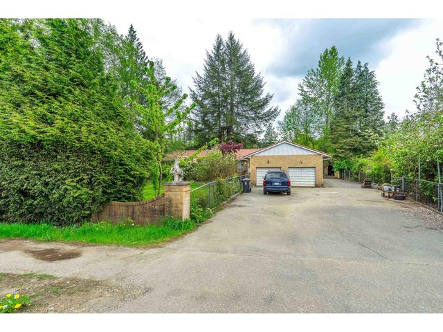 20376 24 Avenue, House detached with 4 bedrooms, 3 bathrooms and 12 parking in Langley BC | Image 6
