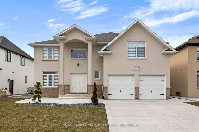 1547 Virtue Lane, House detached with 4 bedrooms, 3 bathrooms and 4 parking in Windsor ON | Image 1