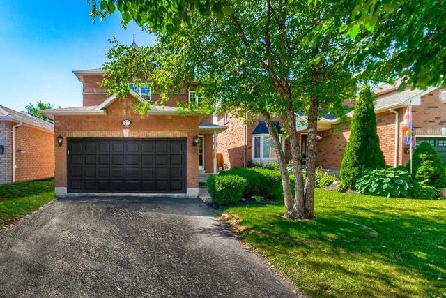 17 Drake Dr, House detached with 3 bedrooms, 3 bathrooms and 5 parking in Barrie ON | Card Image