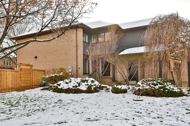168 Kingsbridge Garden Circ, House detached with 3 bedrooms, 4 bathrooms and 4 parking in Mississauga ON | Image 32