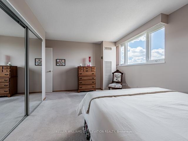 1513 - 260 Scarlett Rd, Condo with 2 bedrooms, 2 bathrooms and 1 parking in Toronto ON | Image 17