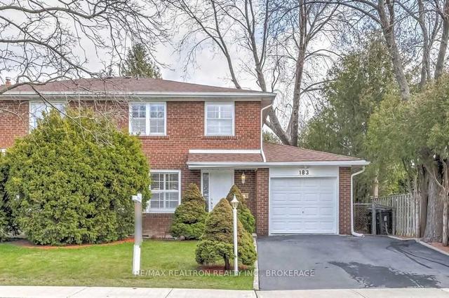 183 Pineway Blvd, House semidetached with 3 bedrooms, 3 bathrooms and 3 parking in Toronto ON | Image 1