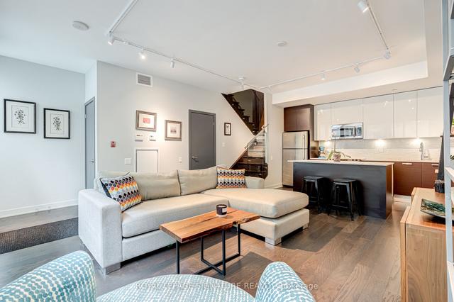th104 - 1815 Yonge St, Townhouse with 2 bedrooms, 2 bathrooms and 1 parking in Toronto ON | Image 1