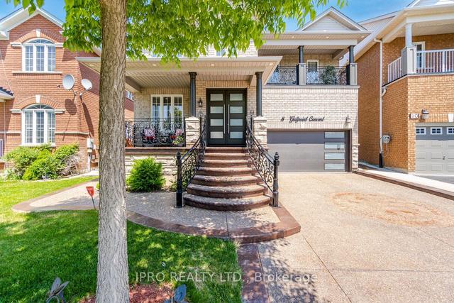 8 Gallpoint Cres, House detached with 4 bedrooms, 4 bathrooms and 6 parking in Brampton ON | Image 12