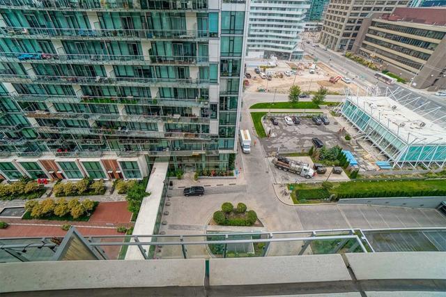 1123 - 39 Queens Quay E, Condo with 2 bedrooms, 2 bathrooms and 2 parking in Toronto ON | Image 27
