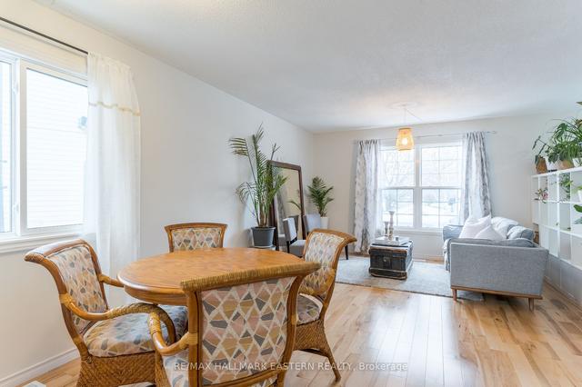 1237 Huntington Circ, House detached with 2 bedrooms, 2 bathrooms and 3 parking in Peterborough ON | Image 37