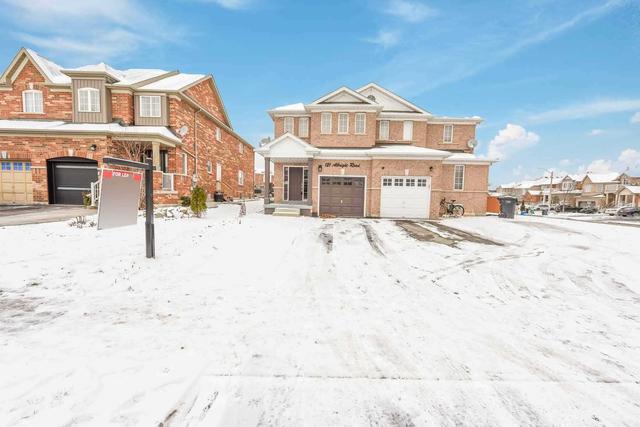 121 Albright Rd, House semidetached with 3 bedrooms, 3 bathrooms and 4 parking in Brampton ON | Image 1