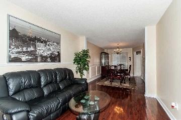 982 Focal Rd, House detached with 4 bedrooms, 4 bathrooms and 4 parking in Mississauga ON | Image 3