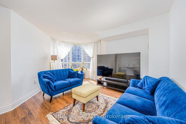1826 - 500 Doris Ave, Condo with 2 bedrooms, 2 bathrooms and 1 parking in Toronto ON | Image 5