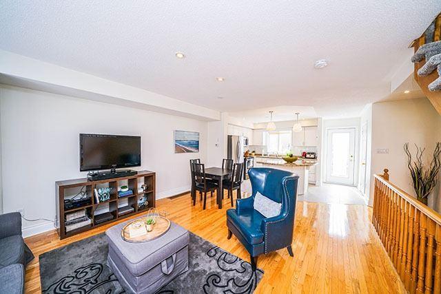 Unit 5 - 201 Tenth St, Townhouse with 2 bedrooms, 3 bathrooms and 2 parking in Toronto ON | Image 12
