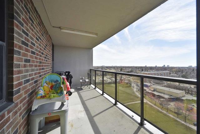 1205 - 45 Sunrise Ave, Condo with 3 bedrooms, 2 bathrooms and 2 parking in Toronto ON | Image 31
