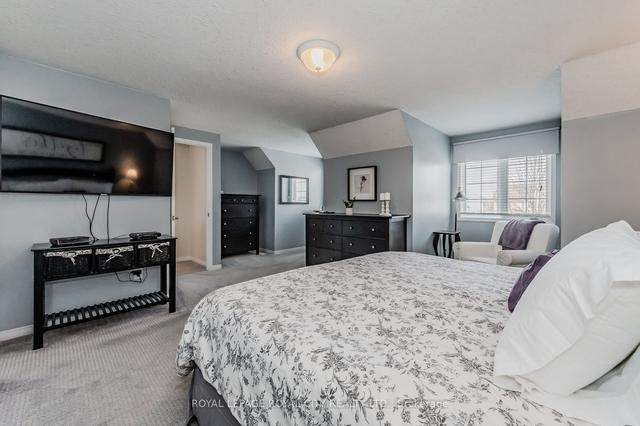 154 Silurian Dr, House detached with 6 bedrooms, 3 bathrooms and 4 parking in Guelph ON | Image 8
