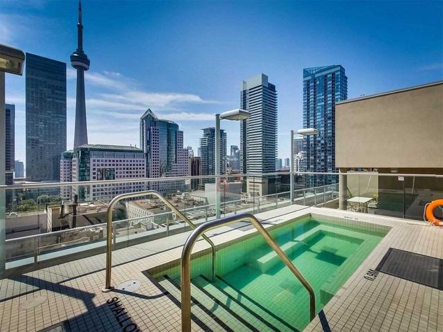 1006 - 126 Simcoe St, Condo with 1 bedrooms, 1 bathrooms and 0 parking in Toronto ON | Image 13
