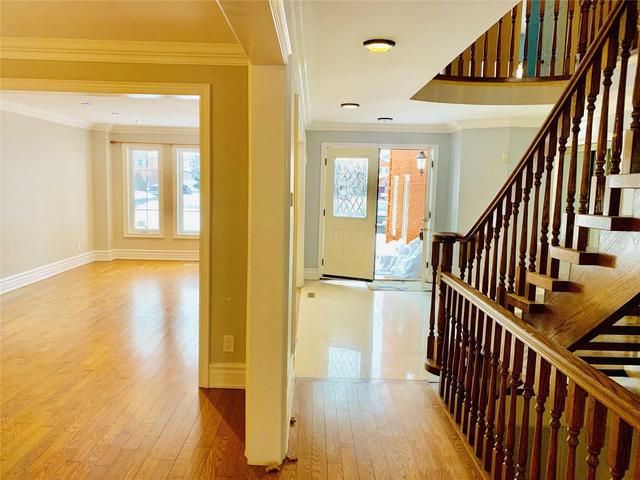 4043 Ellesmere Rd, House detached with 5 bedrooms, 6 bathrooms and 8 parking in Toronto ON | Image 3