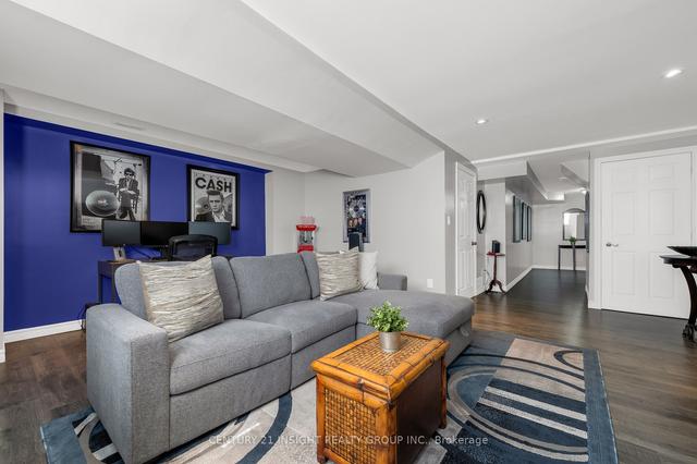 67 Voyager Pass, House attached with 3 bedrooms, 3 bathrooms and 2 parking in Hamilton ON | Image 25