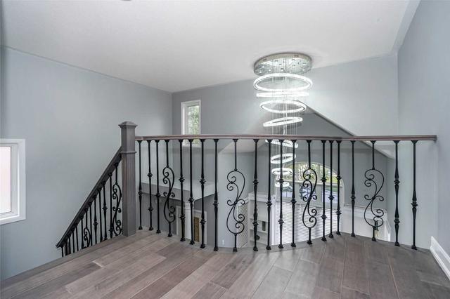 10 Wainwright Dr, House detached with 4 bedrooms, 4 bathrooms and 4 parking in Ajax ON | Image 9