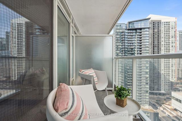 2310 - 19 Bathurst St, Condo with 1 bedrooms, 1 bathrooms and 0 parking in Toronto ON | Image 17