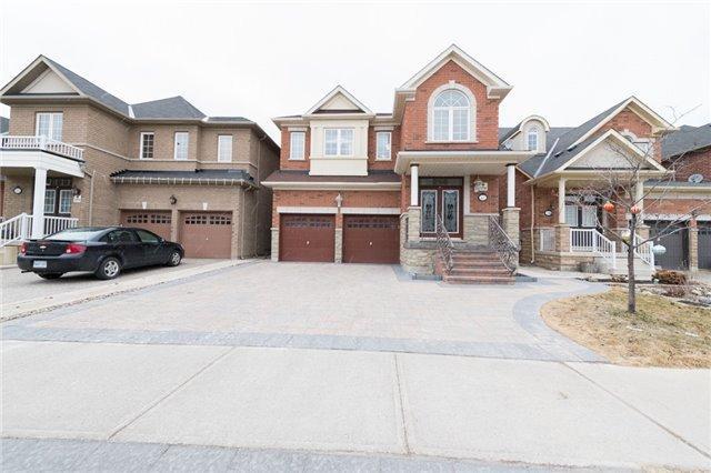 41 Chalkfarm Cres, House detached with 4 bedrooms, 5 bathrooms and 4 parking in Brampton ON | Image 1