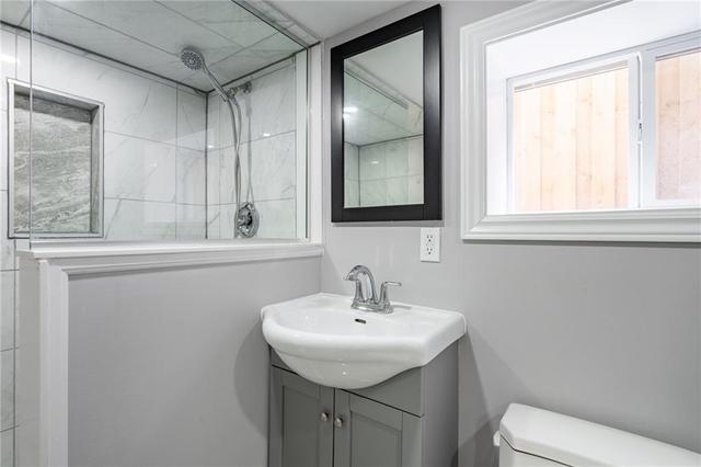 18 East 18th Street, House detached with 3 bedrooms, 2 bathrooms and 1 parking in Hamilton ON | Image 40