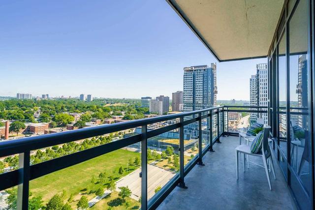 1609 - 225 Sackville St, Condo with 2 bedrooms, 2 bathrooms and 1 parking in Toronto ON | Image 6