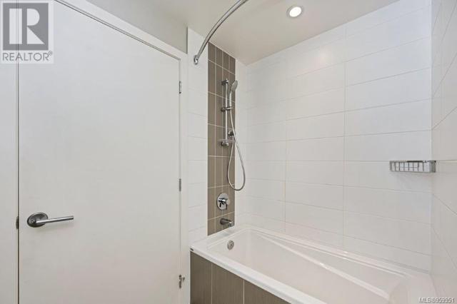303 - 640 Michigan St, Condo with 1 bedrooms, 1 bathrooms and 1 parking in Victoria BC | Image 17