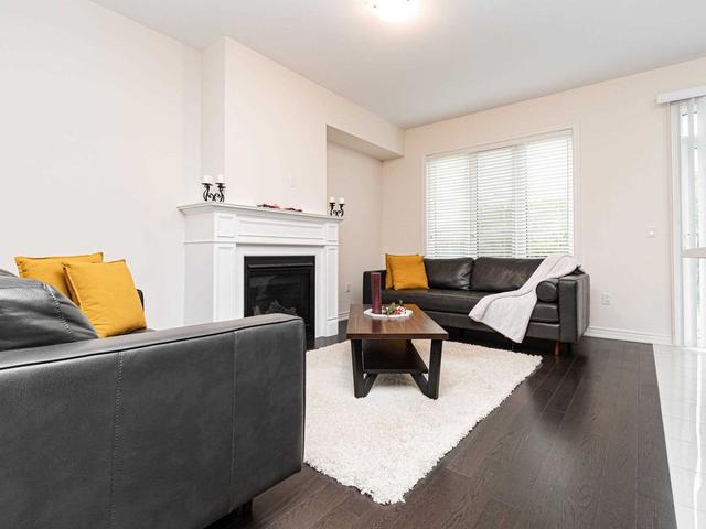 20 Heming Tr, House attached with 3 bedrooms, 3 bathrooms and 3 parking in Hamilton ON | Image 33