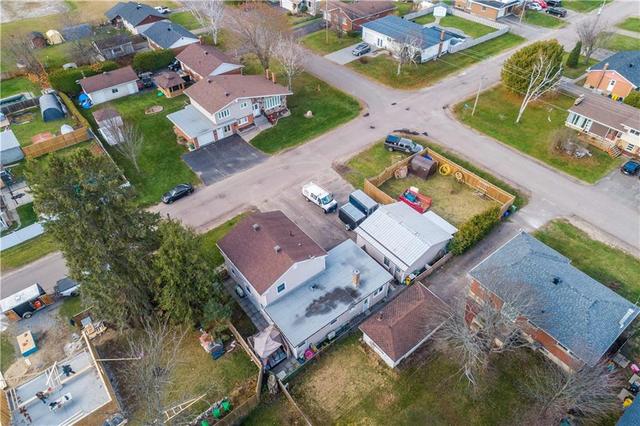 611 Glen Street, House detached with 6 bedrooms, 3 bathrooms and 8 parking in Laurentian Valley ON | Image 30