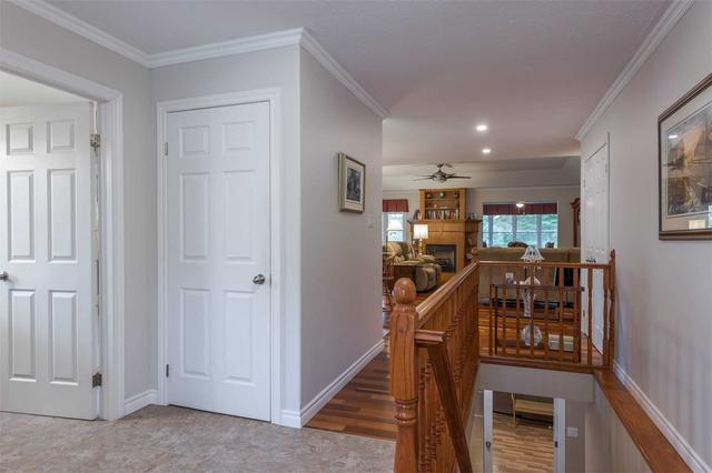 70 Cedartree Lane, House detached with 2 bedrooms, 3 bathrooms and 6 parking in Kawartha Lakes ON | Image 32