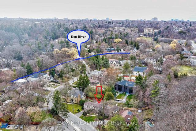 54 Plymbridge Rd, House detached with 4 bedrooms, 4 bathrooms and 4 parking in Toronto ON | Image 10