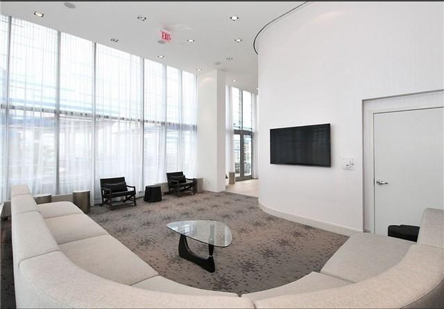 1012 - 72 Esther Shiner Blvd, Condo with 1 bedrooms, 1 bathrooms and 1 parking in Toronto ON | Image 6