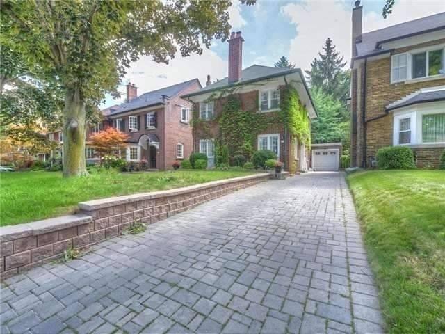 37 Chudleigh Ave, House detached with 4 bedrooms, 2 bathrooms and 4 parking in Toronto ON | Image 1
