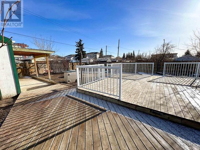 11008 101 Avenue, House detached with 3 bedrooms, 2 bathrooms and null parking in Fort St. John BC | Image 25