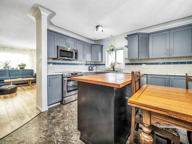 586 Thistle Crescent, House detached with 4 bedrooms, 3 bathrooms and 4 parking in Improvement District No.  4 Waterton AB | Image 26