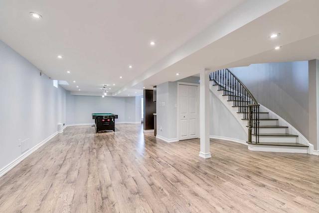 1378 Bayshire Dr, House detached with 5 bedrooms, 5 bathrooms and 4 parking in Oakville ON | Image 25