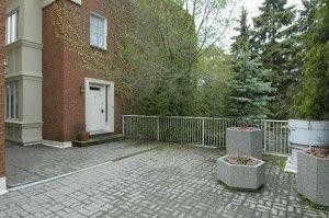 8 - 1356 Bathurst St, Townhouse with 2 bedrooms, 2 bathrooms and 1 parking in Toronto ON | Image 3