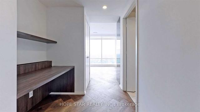 6704 - 1 Bloor St E, Condo with 2 bedrooms, 2 bathrooms and 1 parking in Toronto ON | Image 6