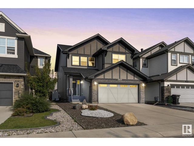 17519 77 St Nw, House detached with 4 bedrooms, 3 bathrooms and null parking in Edmonton AB | Image 1
