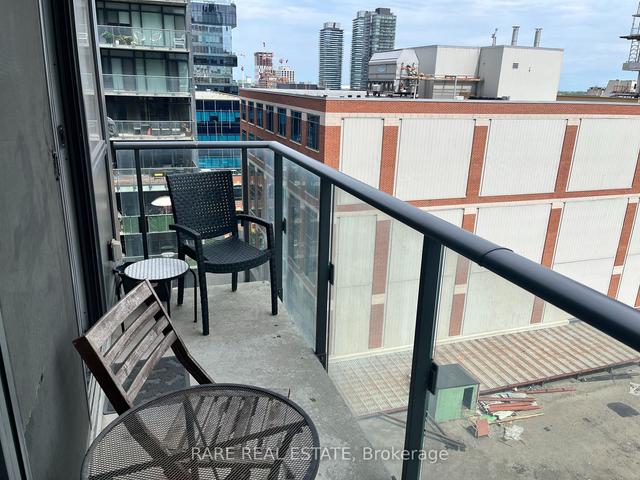 1001 - 39 Sherbourne St, Condo with 1 bedrooms, 1 bathrooms and 0 parking in Toronto ON | Image 2