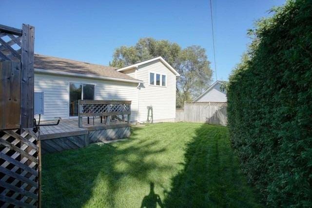 126 Rife Ave, House detached with 2 bedrooms, 1 bathrooms and 2 parking in Cambridge ON | Image 10