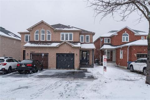 3963 Nightshade Lane, House semidetached with 3 bedrooms, 3 bathrooms and 3 parking in Mississauga ON | Card Image