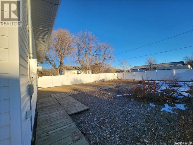 214 Main Street, House detached with 0 bedrooms, 1 bathrooms and null parking in Rouleau SK | Image 42