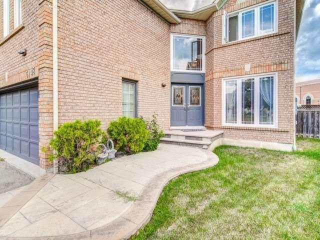 5142 Buttermill Crt, House detached with 4 bedrooms, 4 bathrooms and 4 parking in Mississauga ON | Image 2